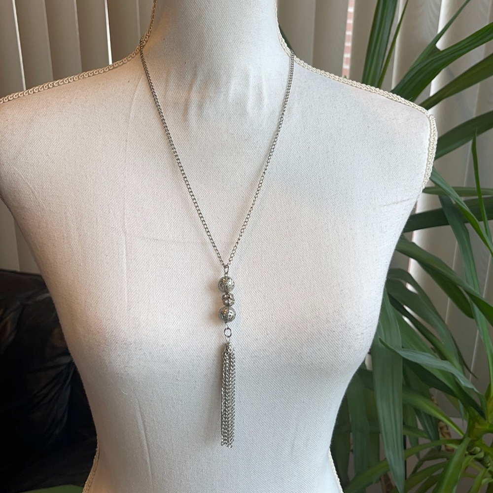 Tussle necklace